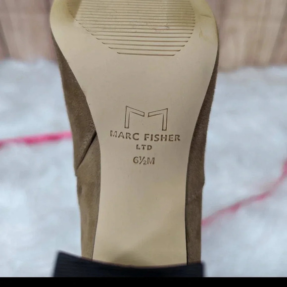 Marc Fisher LTD Uday Block Heel Western Inspired Boots Beige Suede size 6.5 - Picture 8 of 10